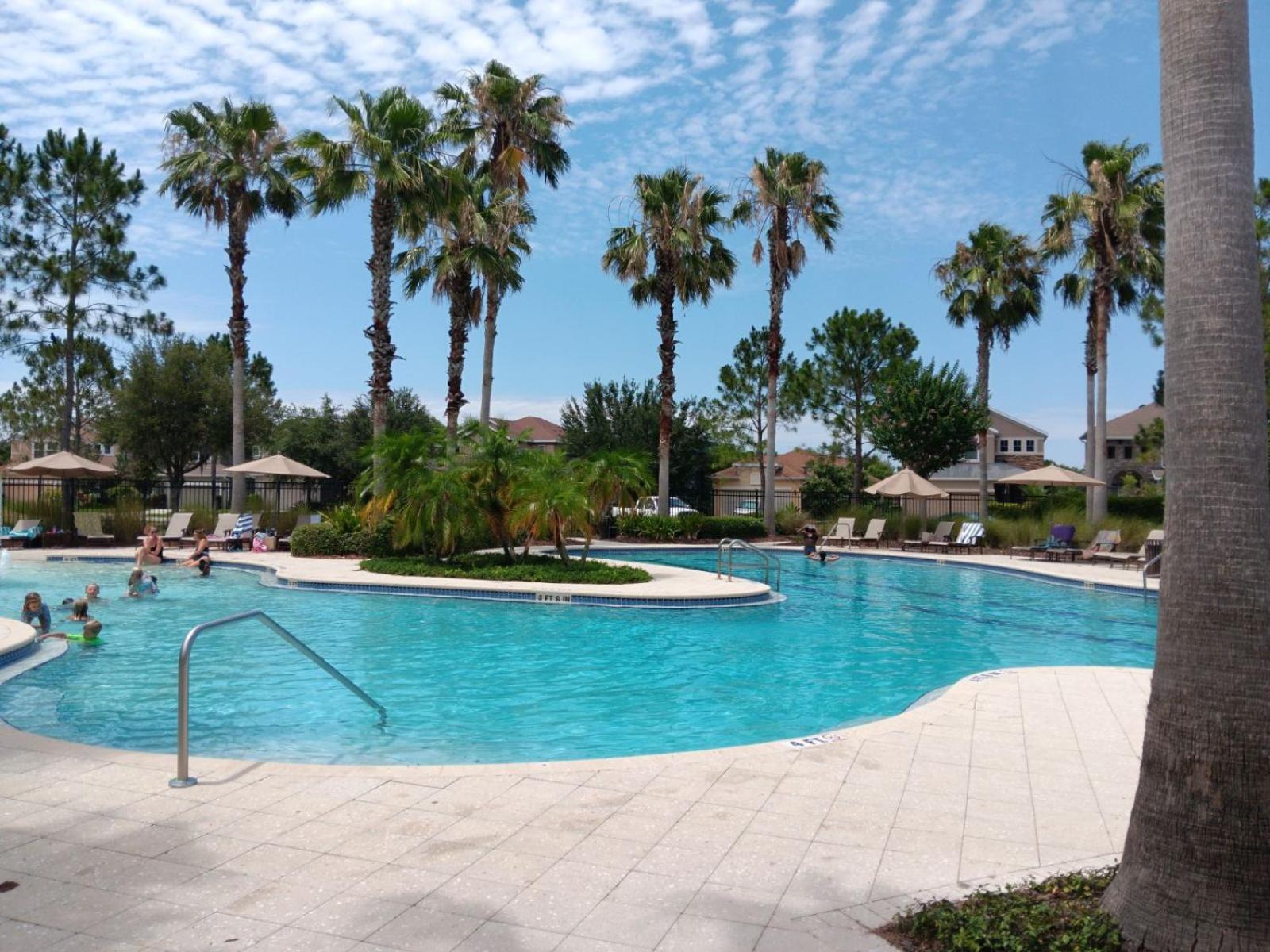 Townhome Vacay In Wesley Chapel Exterior photo
